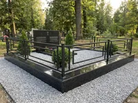 Цоколя и ограды